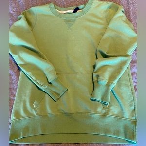 GEAR womens Kangaroo pocket crew neck sweatshirt. green size S